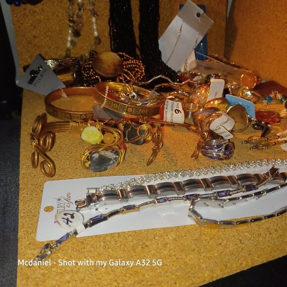 Huge Mix Metal & Stone Jewelry Lot - Picture 2 of 14